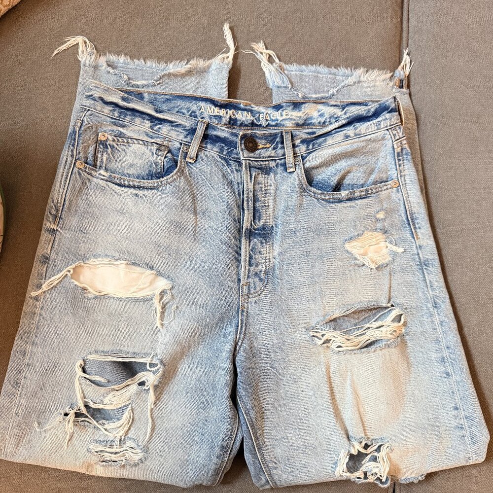 American Eagle 90s Boyfriend Distressed Straight Leg Jeans
